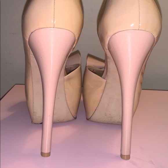 BLUSH Bow patent leather peep toe heels - Picture 12 of 15